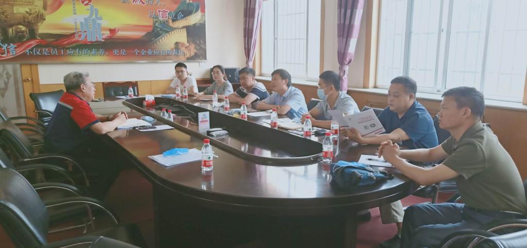 莱州工作组调研莱州华鲁汽车配件有限公司并召开座谈会