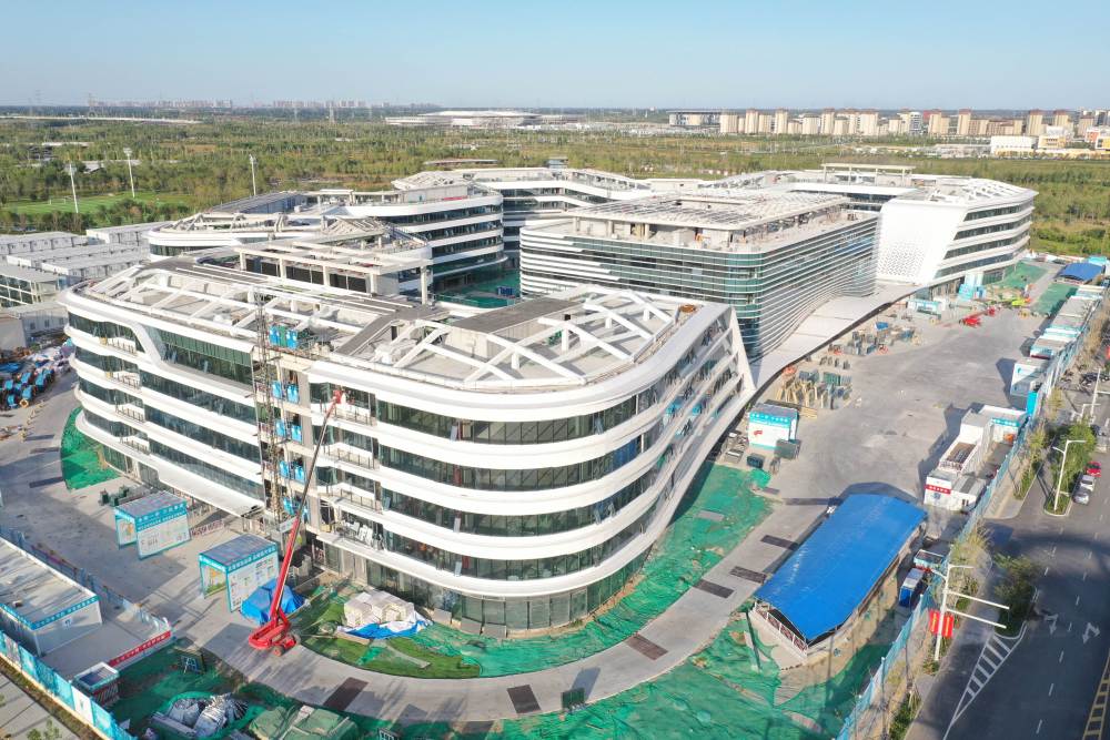 中国卫星网络集团有限公司雄安新区总部(2023年9月30日摄,无人机照片)。新华社记者 朱旭东 摄