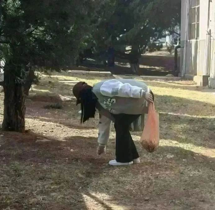 00
